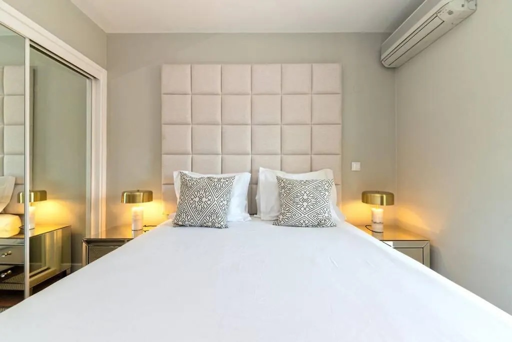 アパート Av. Da Liberdade Comfortable Apt With Balcony リスボン