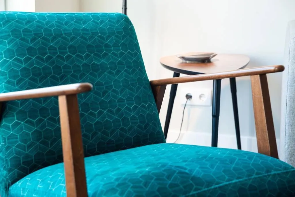 Av. Da Liberdade Comfortable Apt With Balcony Lisbon Apartment