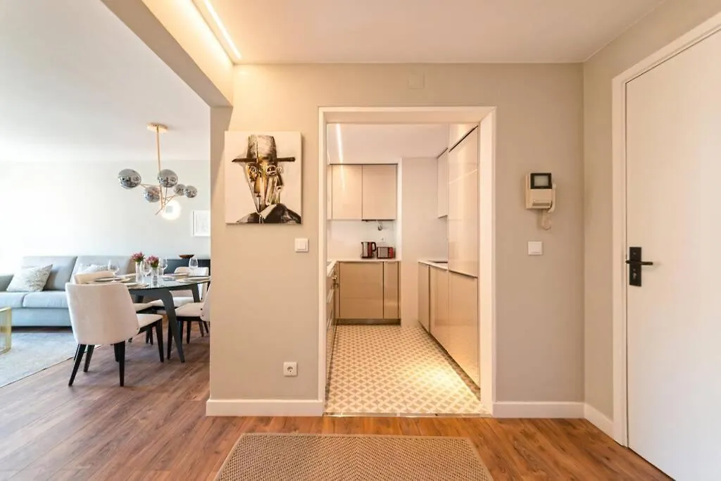 Av. Da Liberdade Comfortable Apt With Balcony Lisbon Portugal